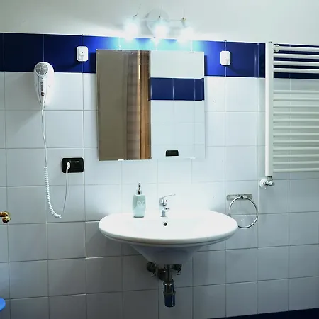 O' Sole E' Napule * Nápoles