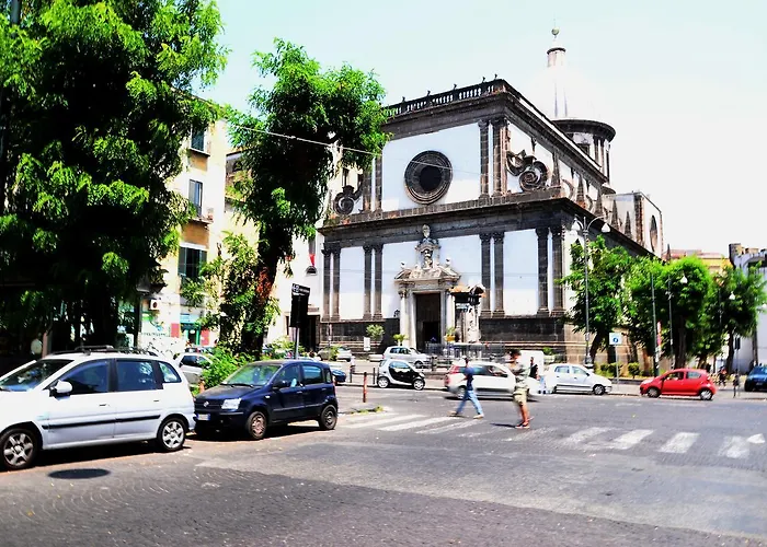 O' Sole E' Napule Νάπολη